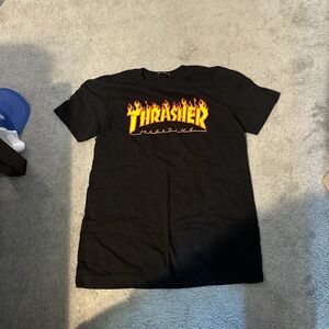 Thrasher tee men's size medium NWOT